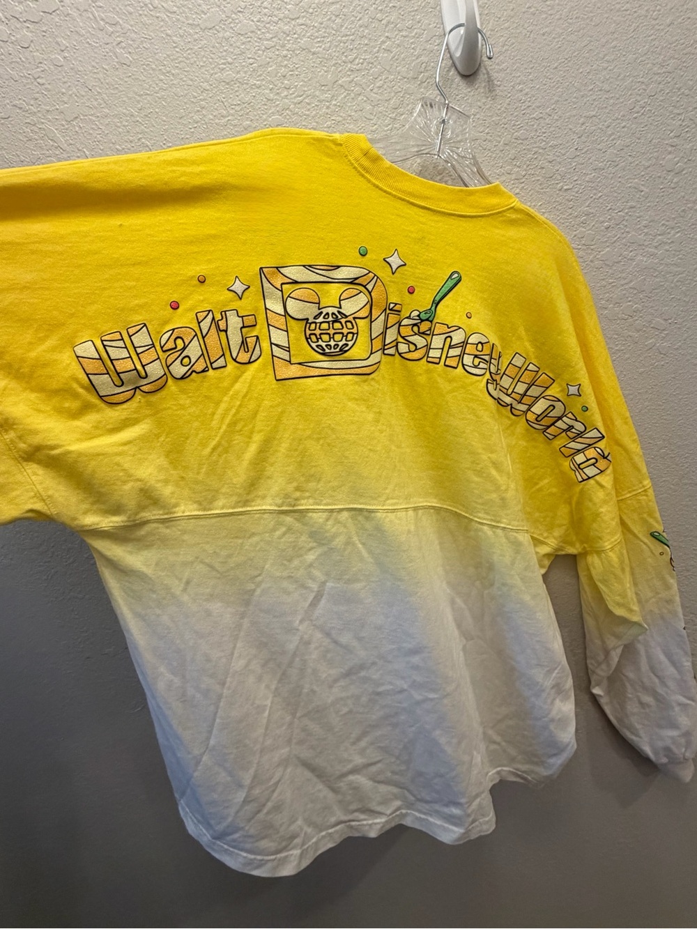 Disney Parks Dole Whip Pineapple Swirl Spirit Jersey Yellow Ombré Large - Picture 2 of 11